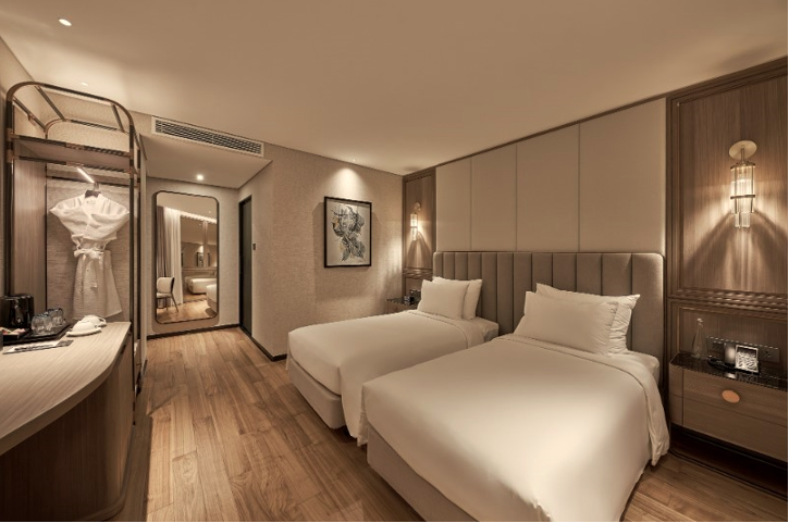 Night 1-3 guest room.png