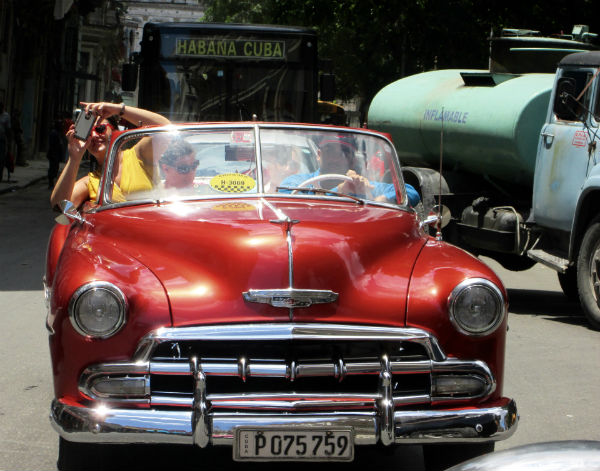 travel destinations web page cuba 600